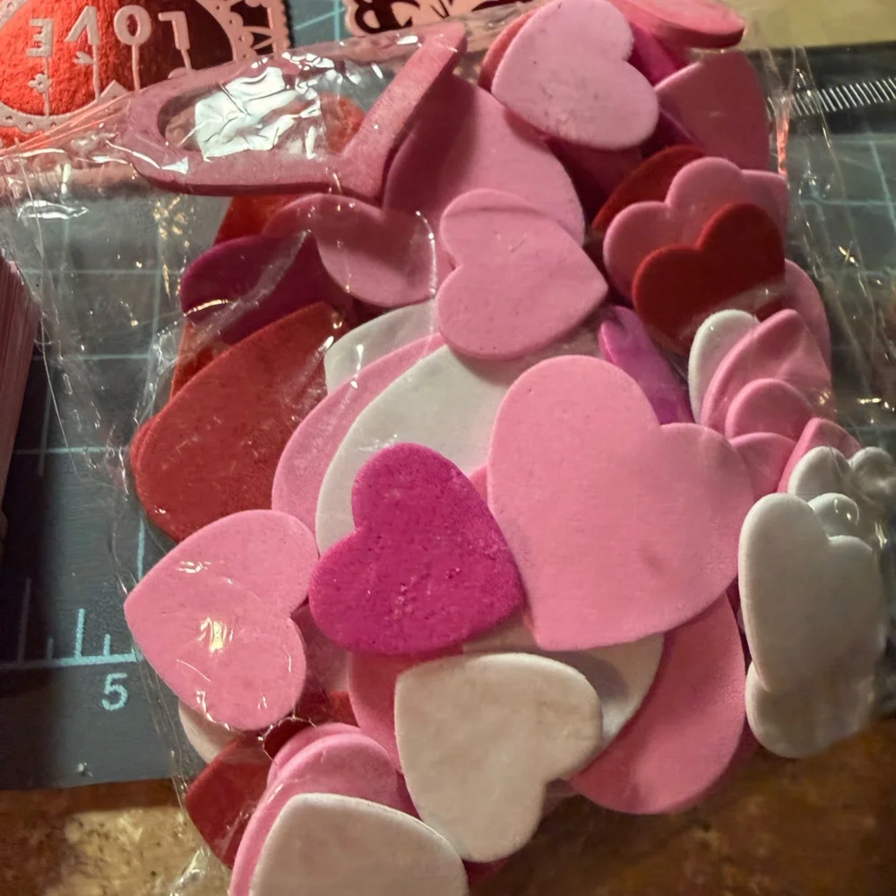 New. ❤️🩷 Valentine's Day Crafts combo: Greeting cards, ink stamps, and stickers